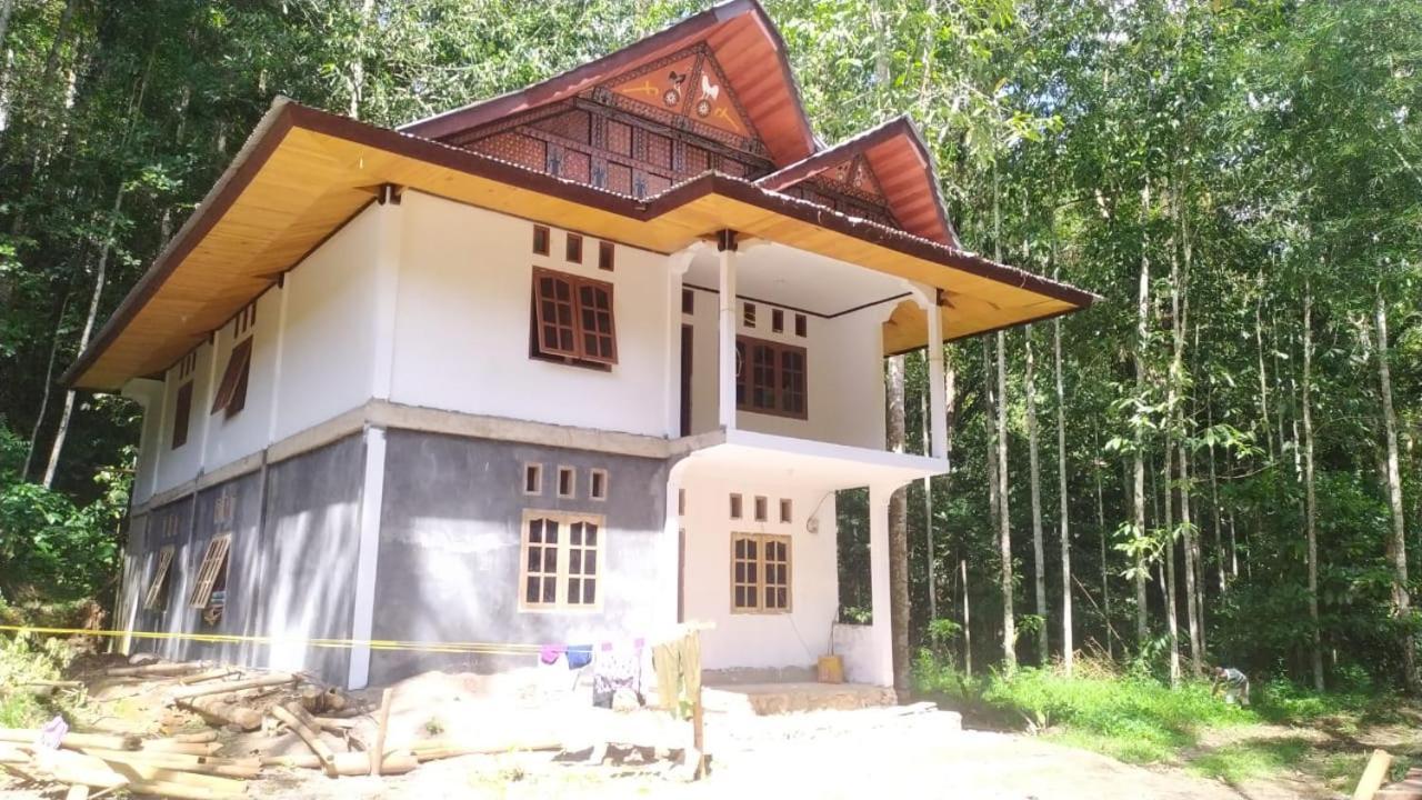 Sugi House Toraja - Villa Penginapan Sewa Harian Rantepao Extérieur photo
